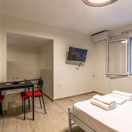 דירות אתונה Garden Apt מראה חיצוני תמונה